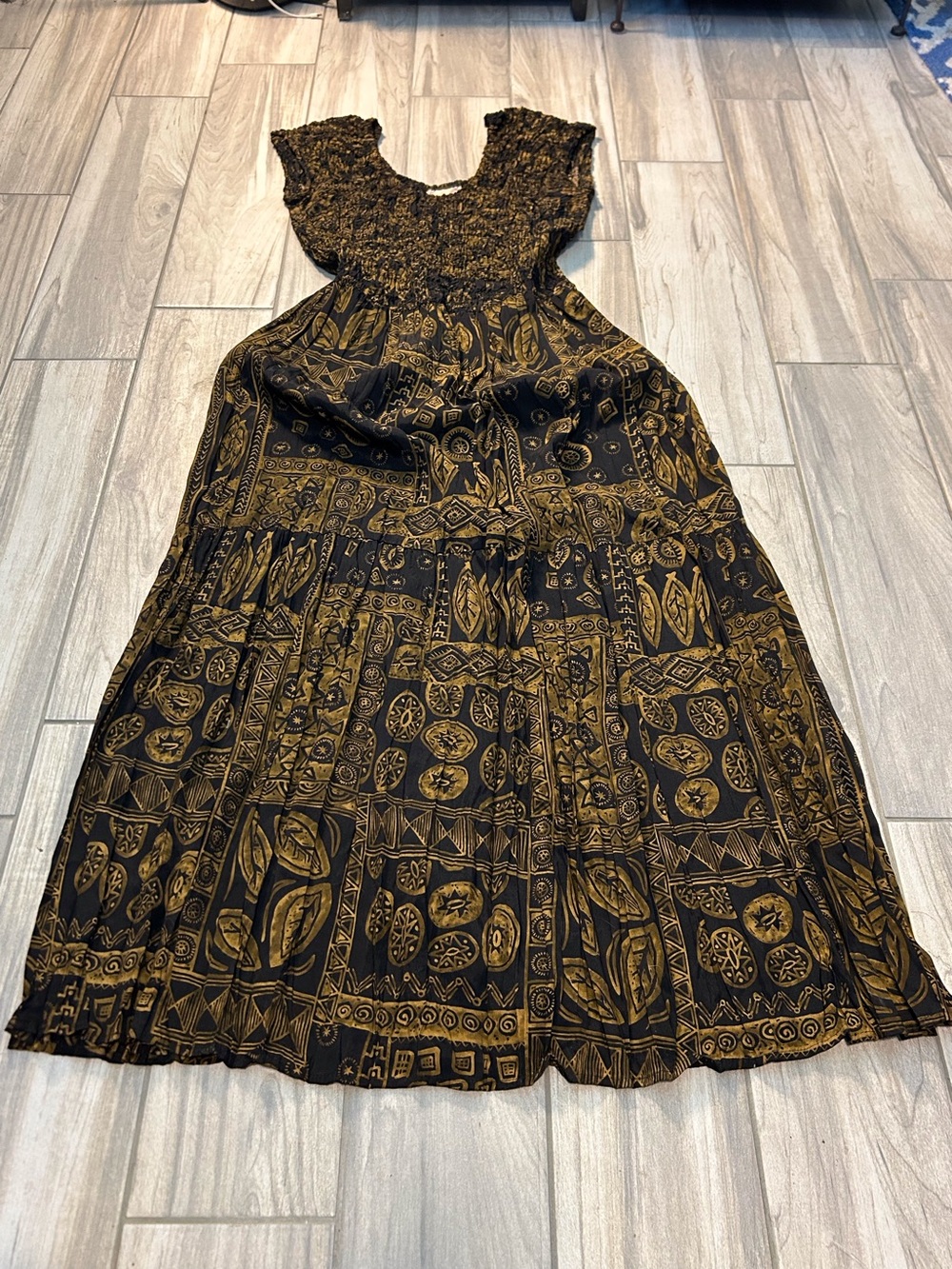 Vintage Boho Black Gold Maxi Dress Smocked Bodice XL Sleeveless Exotic Geometric